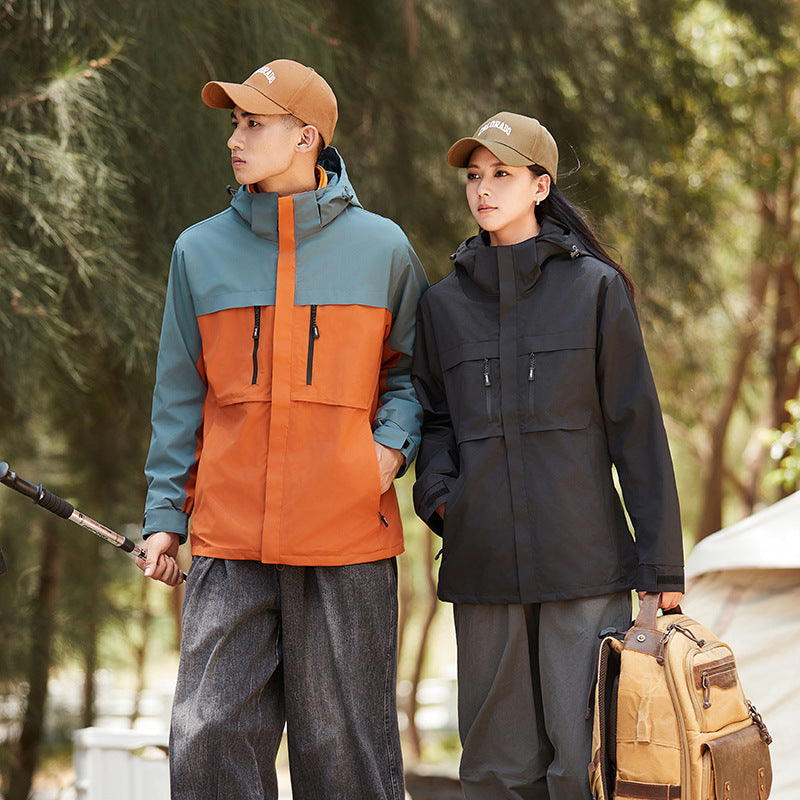 Men's technical outdoor jacket with hood, water-repellent membrane and multifunctional zip pockets Chichicherry