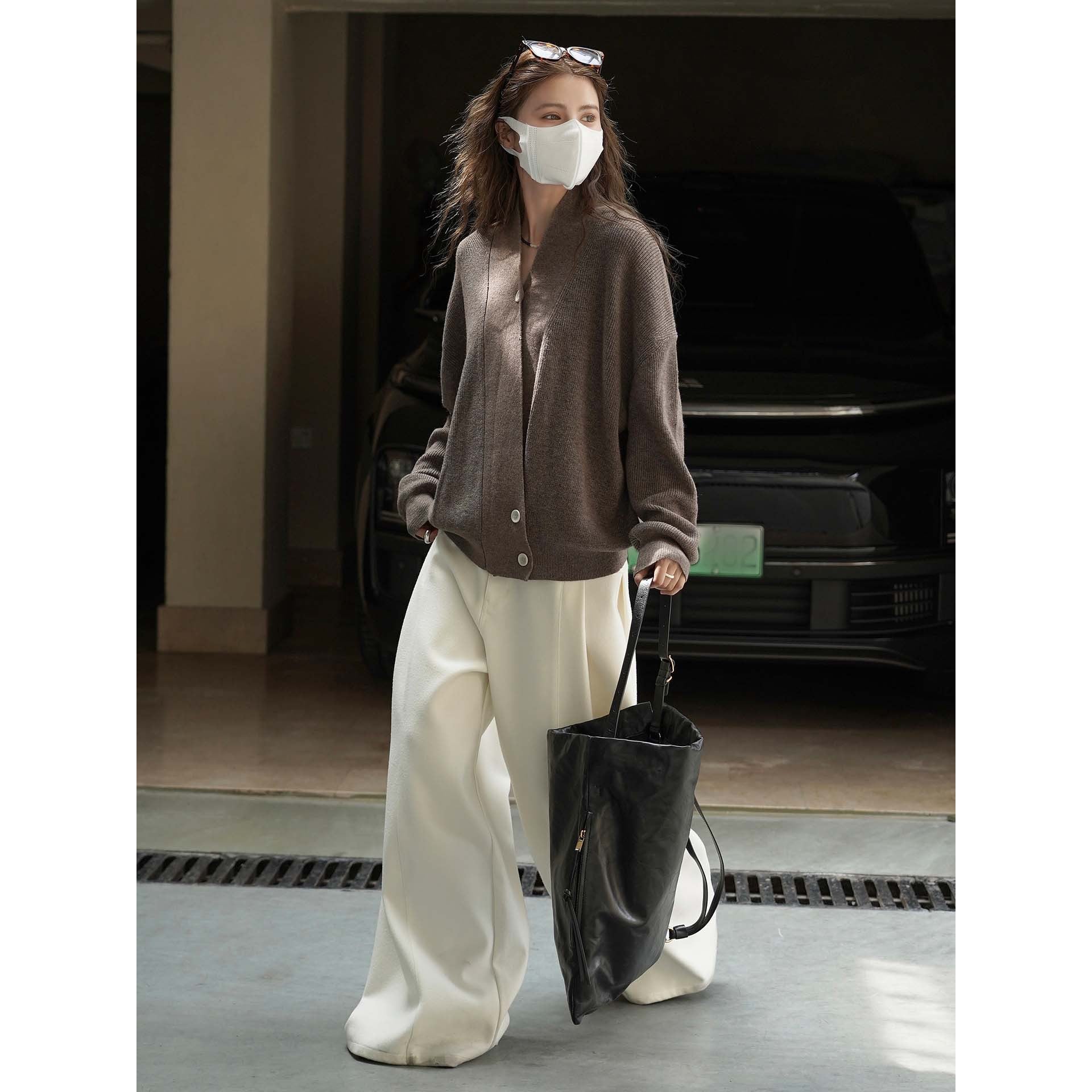 Women's Oversize Knit Cardigan with Shawl Collar and Button Placket Chichicherry