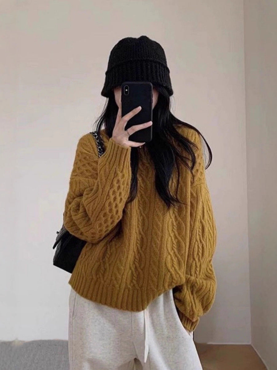 Women Oversize Cable Knit Sweater with Round Neck and Casual Shoulder Area Chichicherry