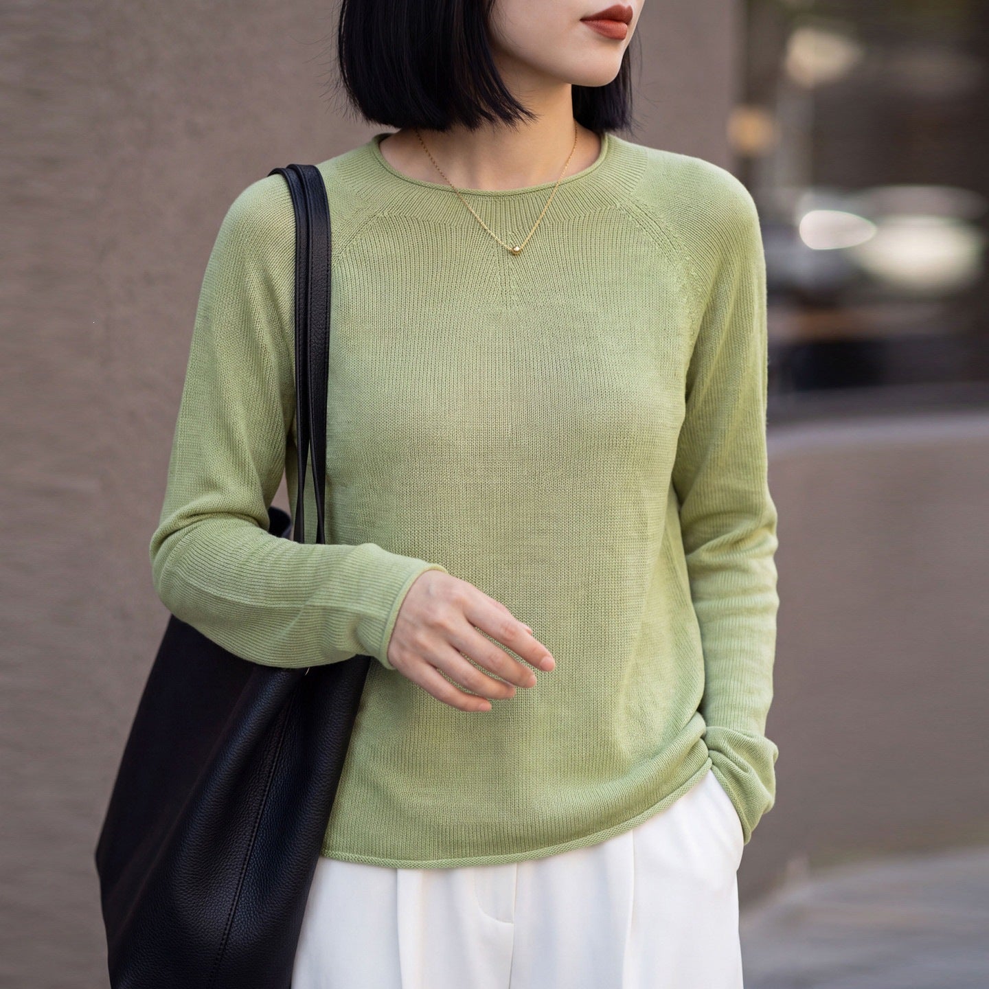 Women Light Round Neck Sweater in Cashmere-Look with Raglan Sleeves Chichicherry