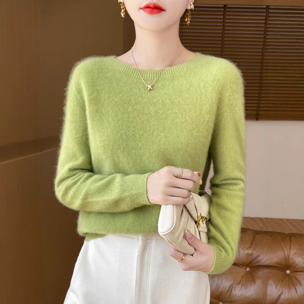 Women's Soft Mohair-Effect Round Neck Sweater with Fine Ribbed Hem and Light Oversize Fit Chichicherry