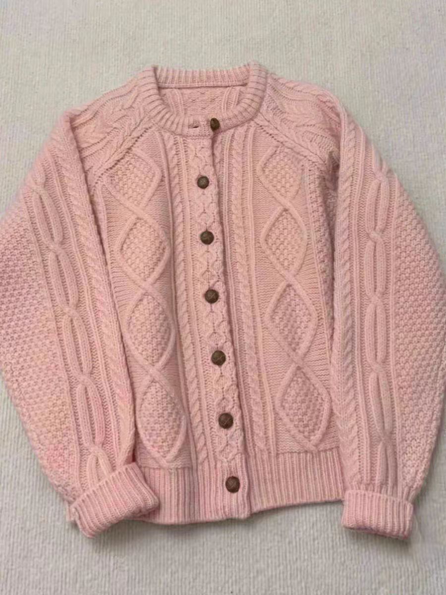 Women's knit cardigan in Aran style with braid and pearl pattern as well as wooden button placket Chichicherry