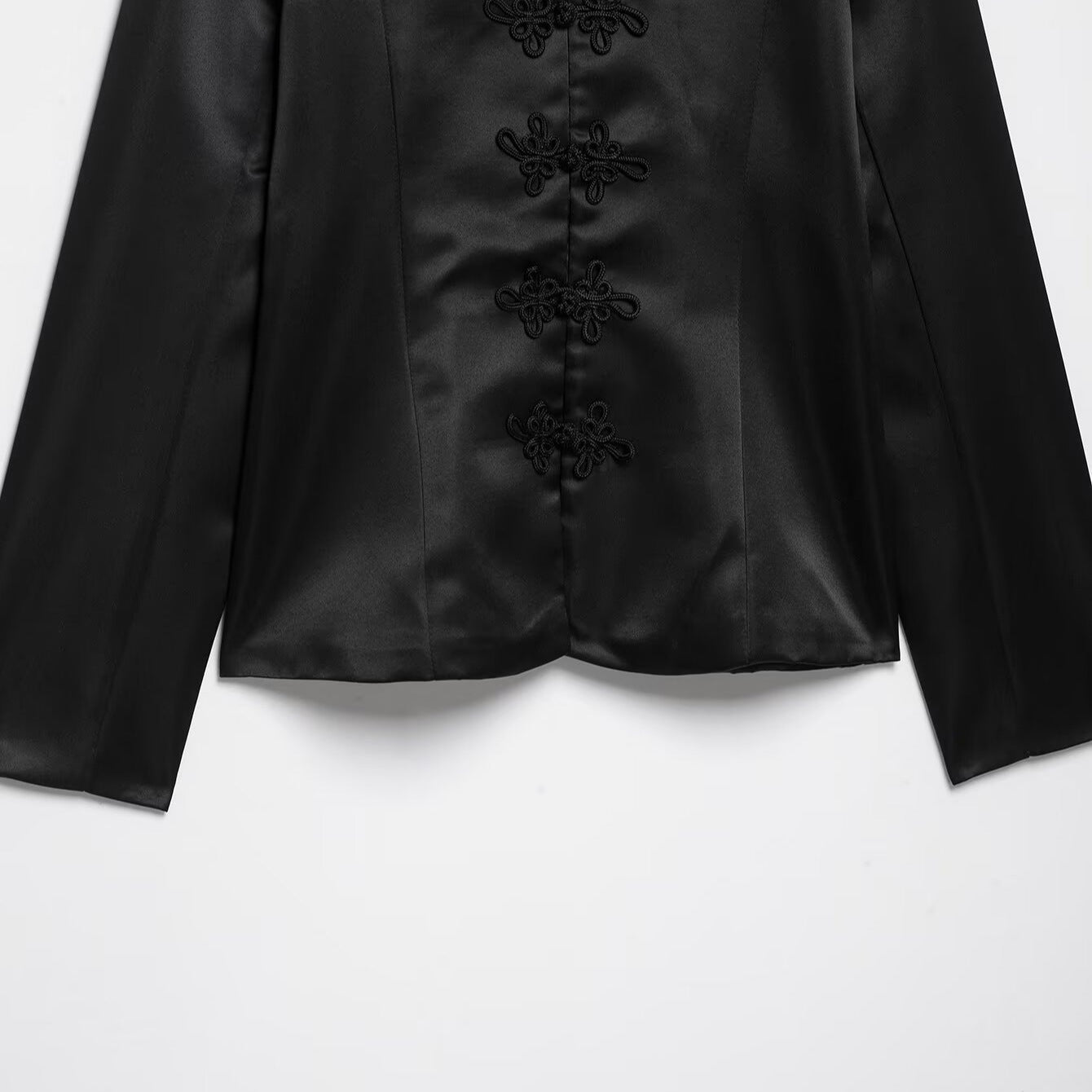 Women's satin jacket in Chinese style with stand-up collar and decorative knot closures Chichicherry