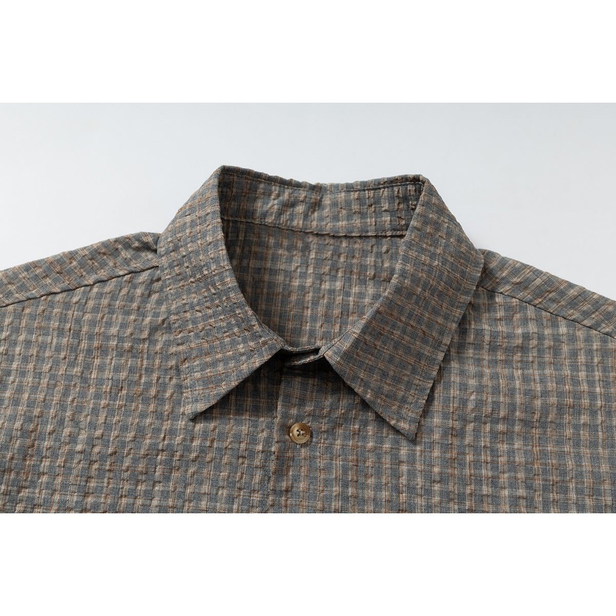 Men's Lightweight Check Overshirt made of Cotton Blend with Straight Hem and Applied Chest Pocket Chichicherry