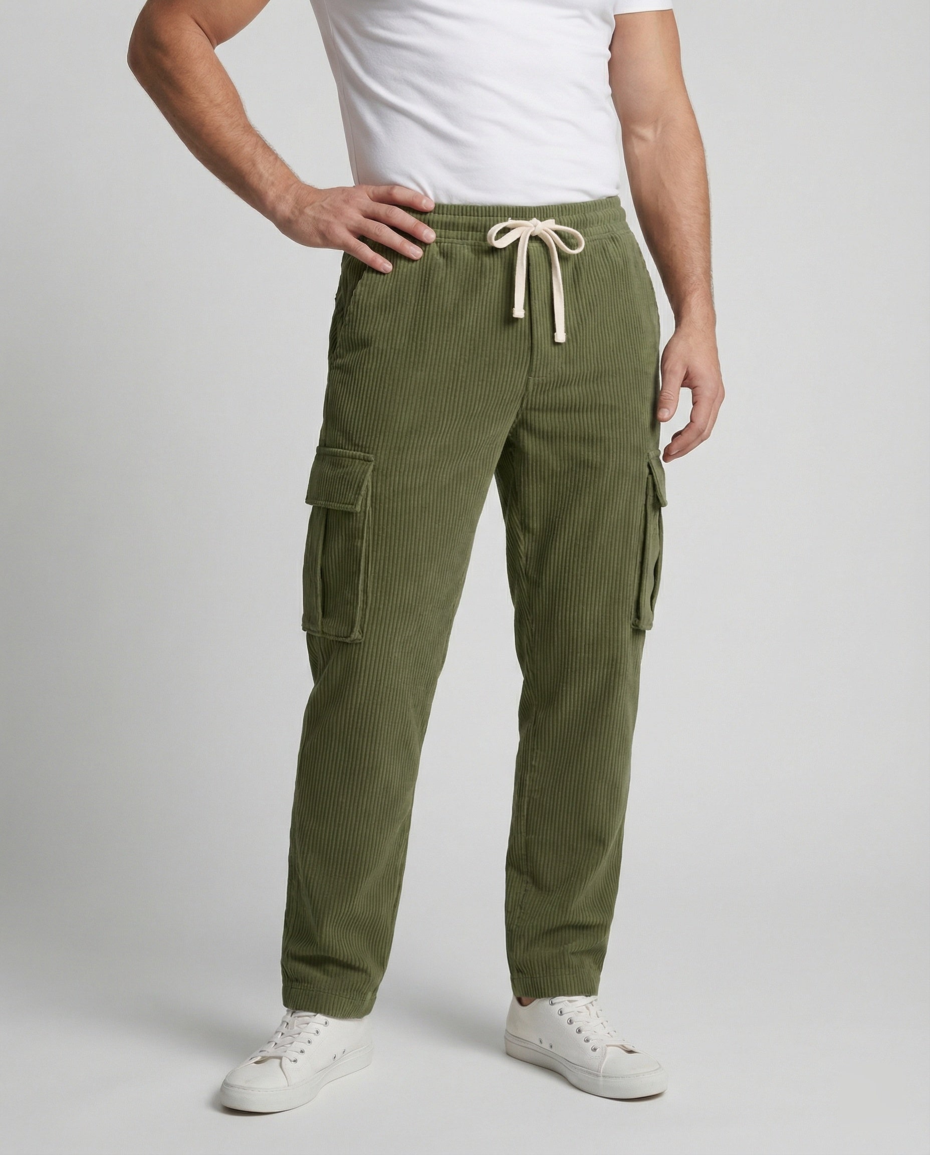 Men's cargo pants with elastic waistband