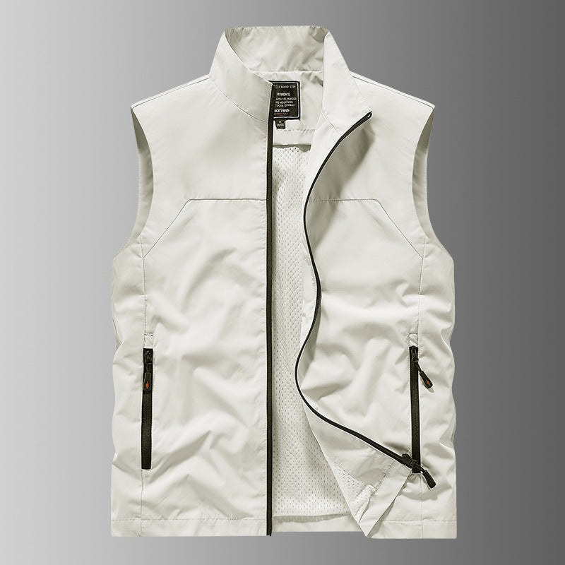 Men's Breathable Utility Vest with Mesh Lining, wind & water repellent exterior & zippered pockets Chichicherry