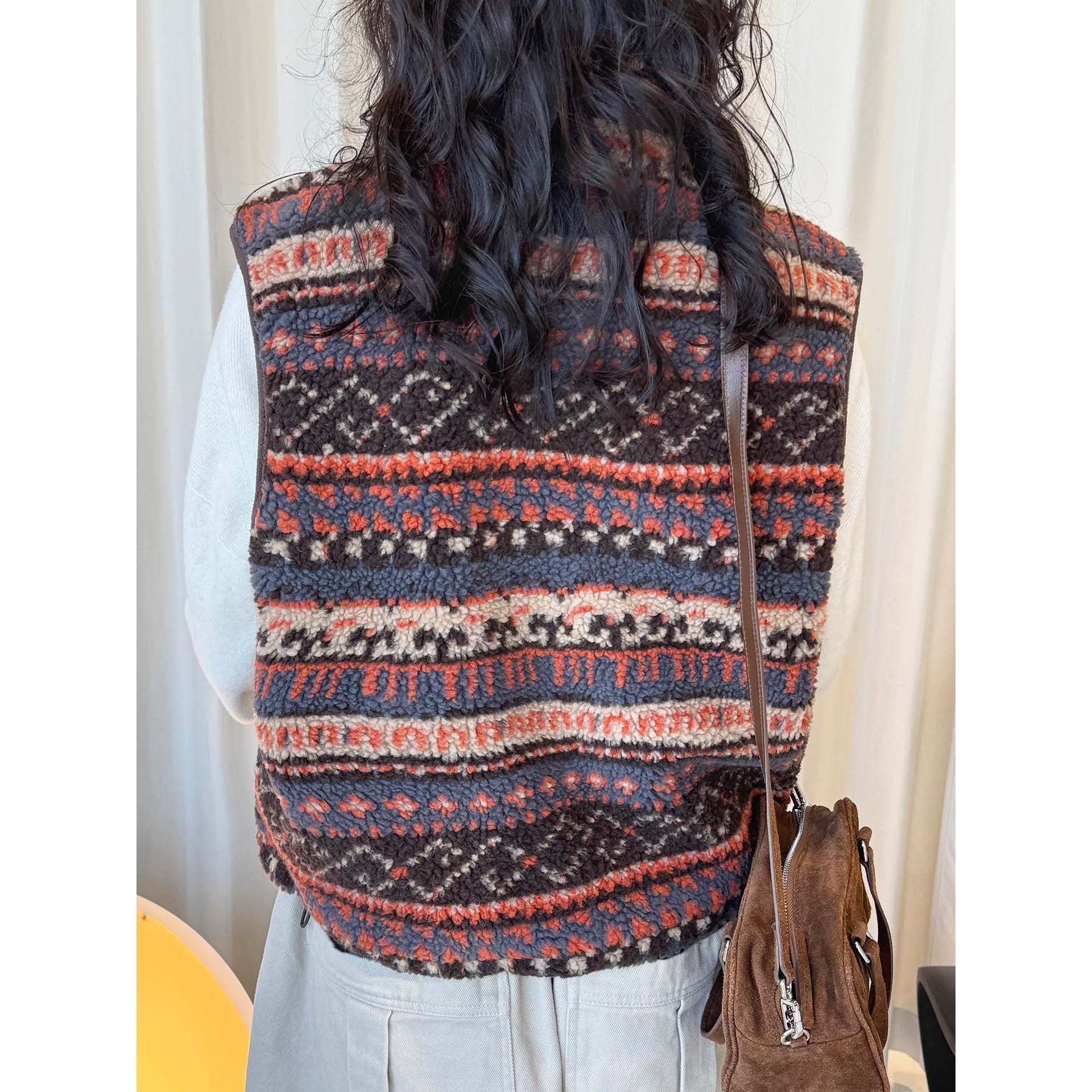 Women Patterned Fleece Vest with Stand-Up Collar and Zipper Chichicherry