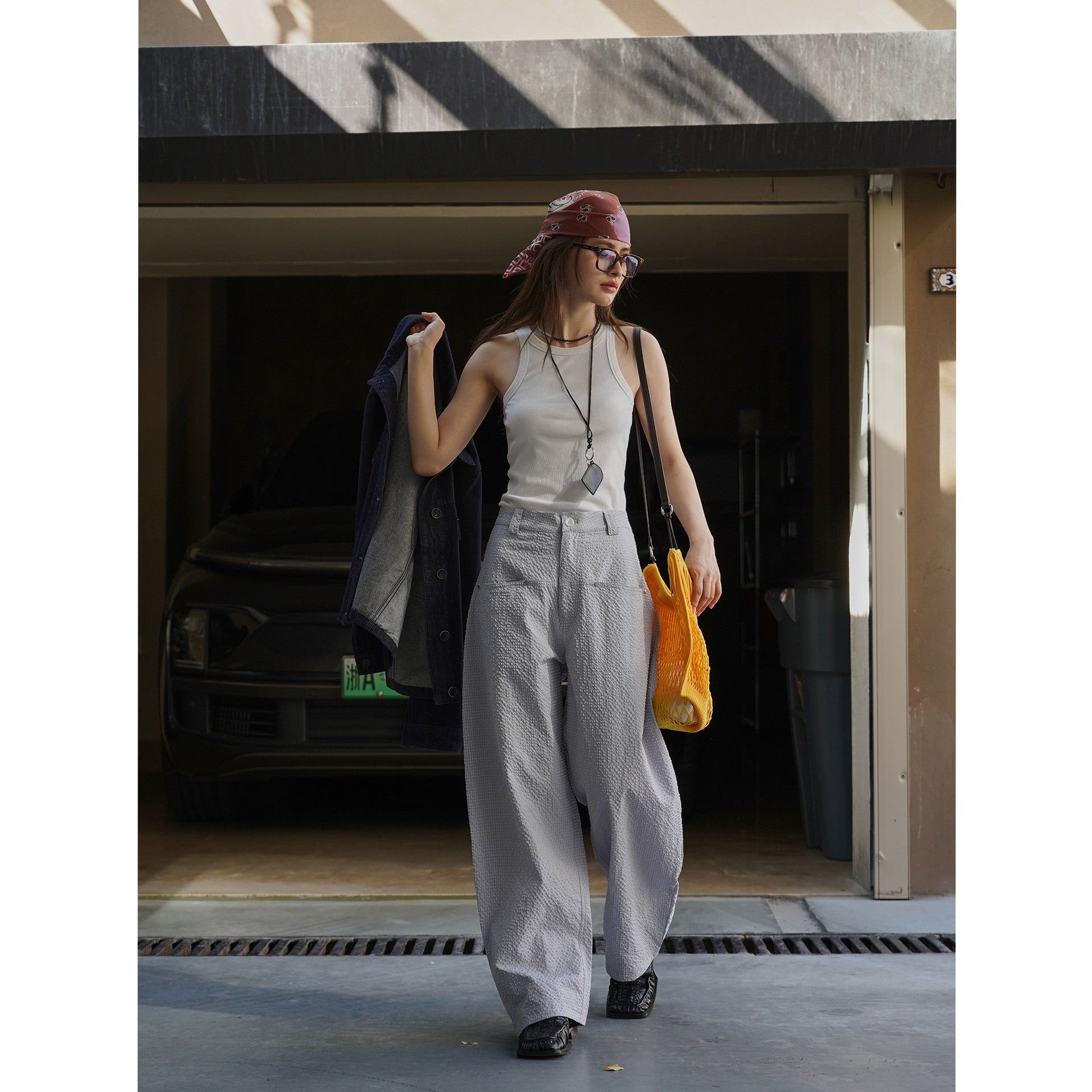 Women's wide structured high-waist pleated trousers in baggy culotte look Chichicherry