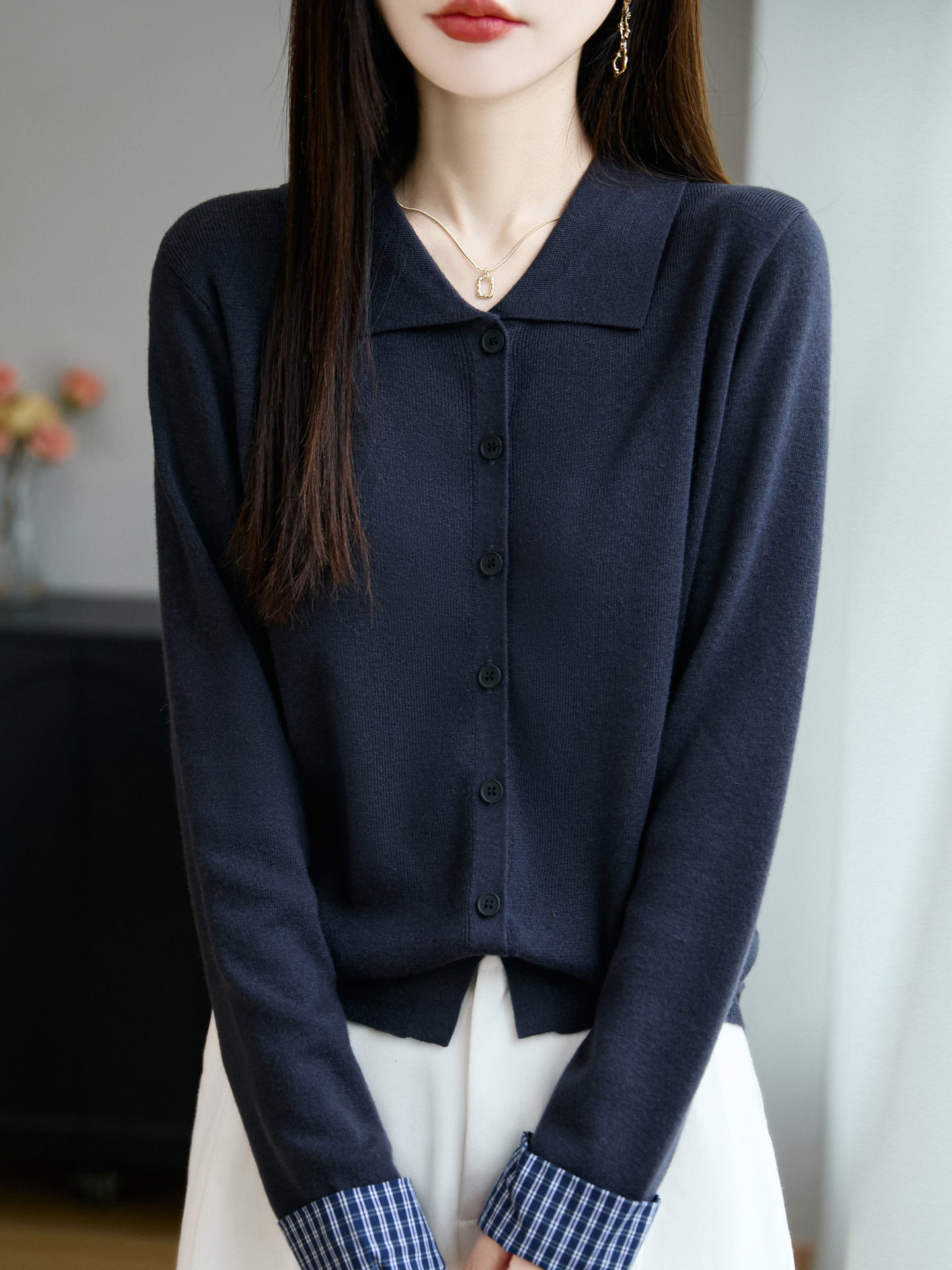 Women Lightweight Fine Knit Cardigan with Wide Shirt Collar and Front Button Placket Chichicherry