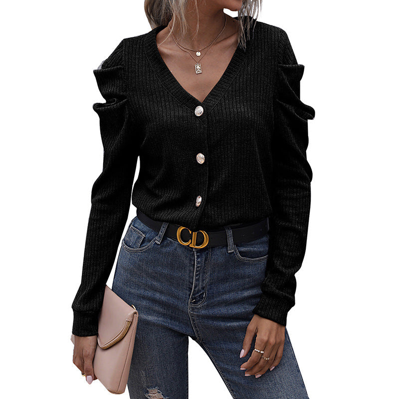 Women’s short-cut ribbed knit cardigan with gathered shoulders and decorative buttons Chichicherry