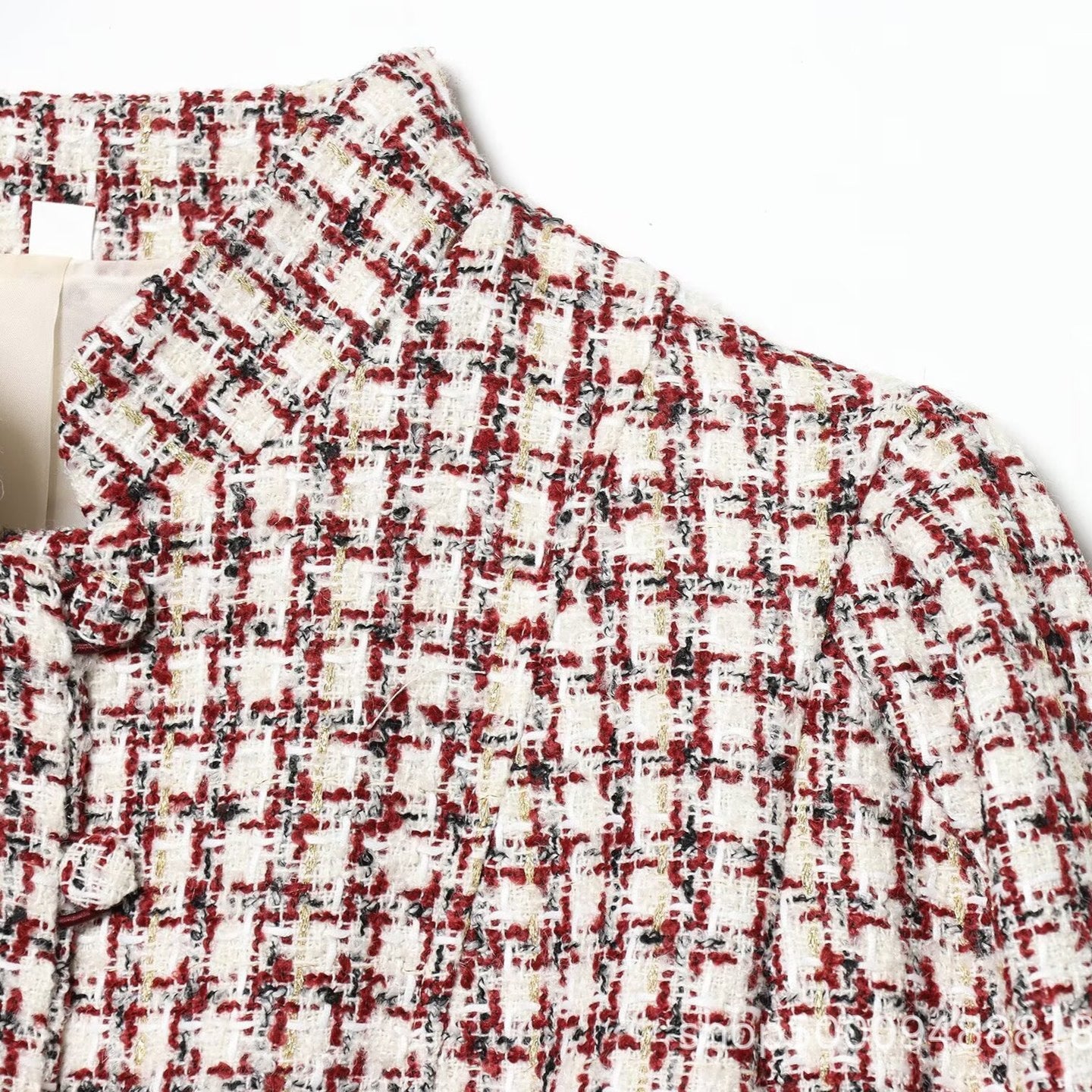 Women's short jacket made of boucle tweed with stand-up collar and faux fur cuffs Chichicherry