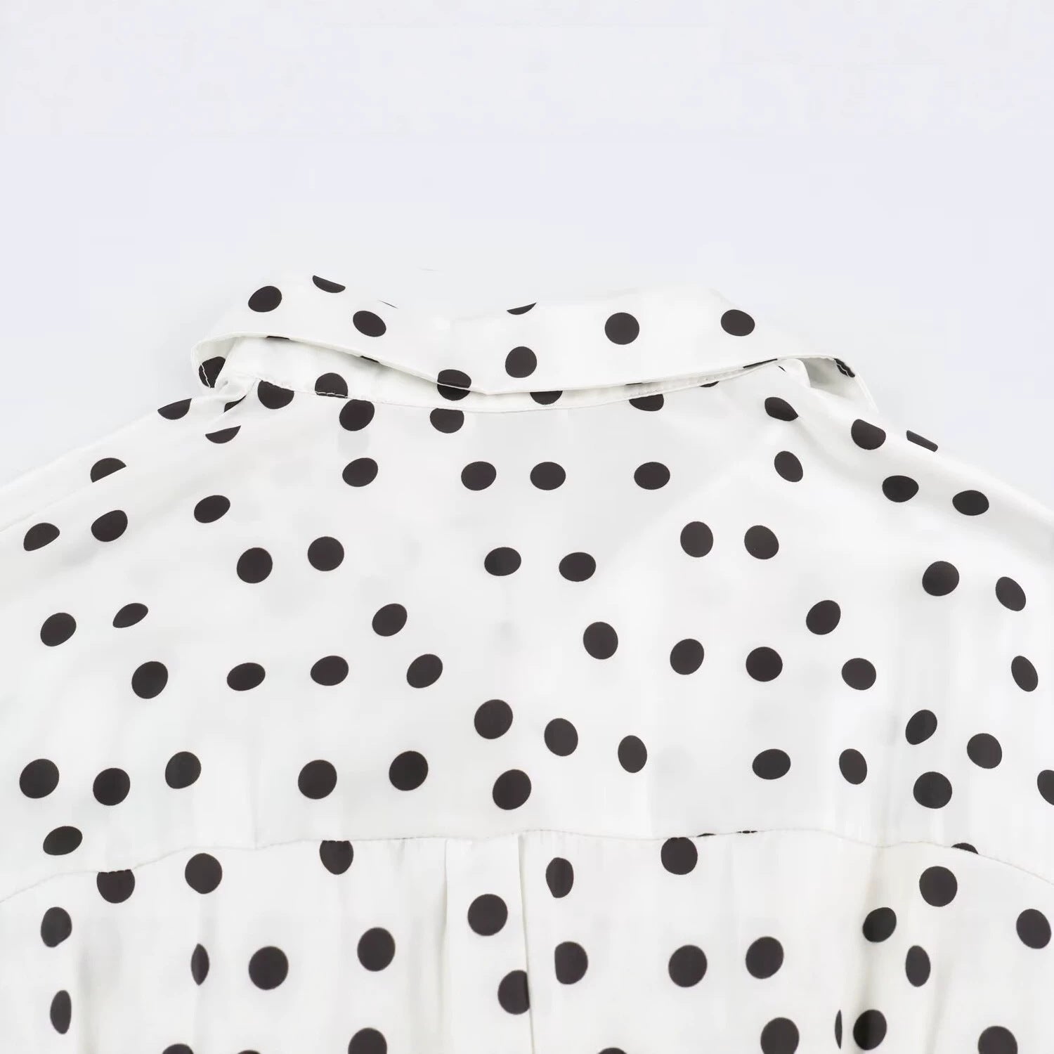 Women's Polka Dot Cropped Blouse with Wide Waist Belt and Balloon Sleeves Chichicherry