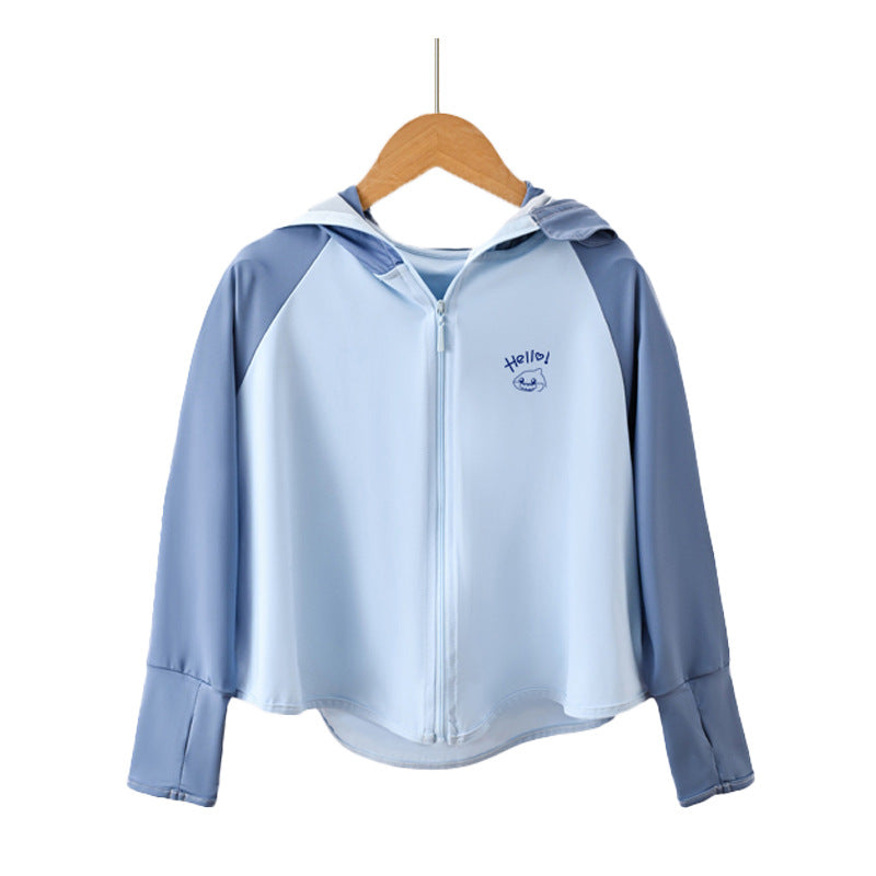 Women's lightweight sports jacket with hood and subtle design Chichicherry