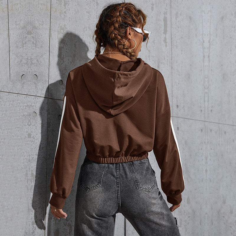 Women's short-cut hooded crop sweatshirt with drawstring, elastic hem, and contrast stripes Chichicherry