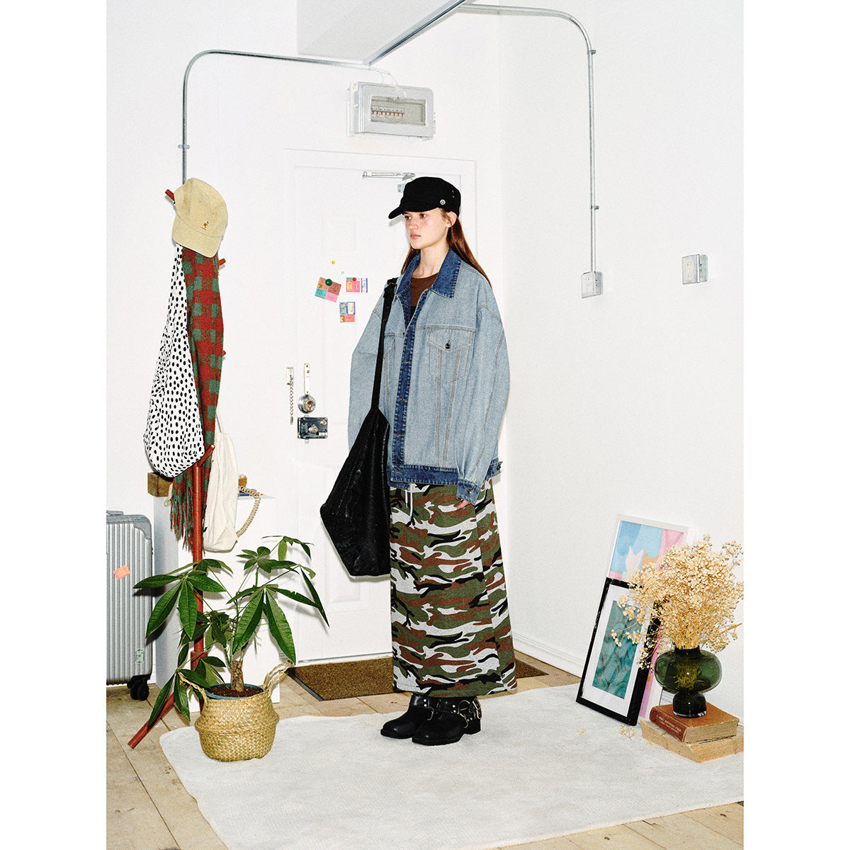 Unisex Oversize Jeans Jacket in Boxy Cut with Contrast Trim and Chest Flaps Chichicherry