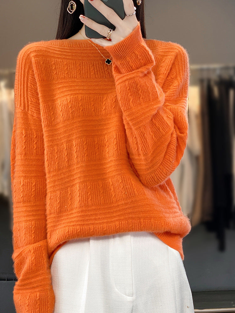 Women Oversized Fine Knit Sweater with Structural Blocks, Mohair Look and Round Neck Chichicherry