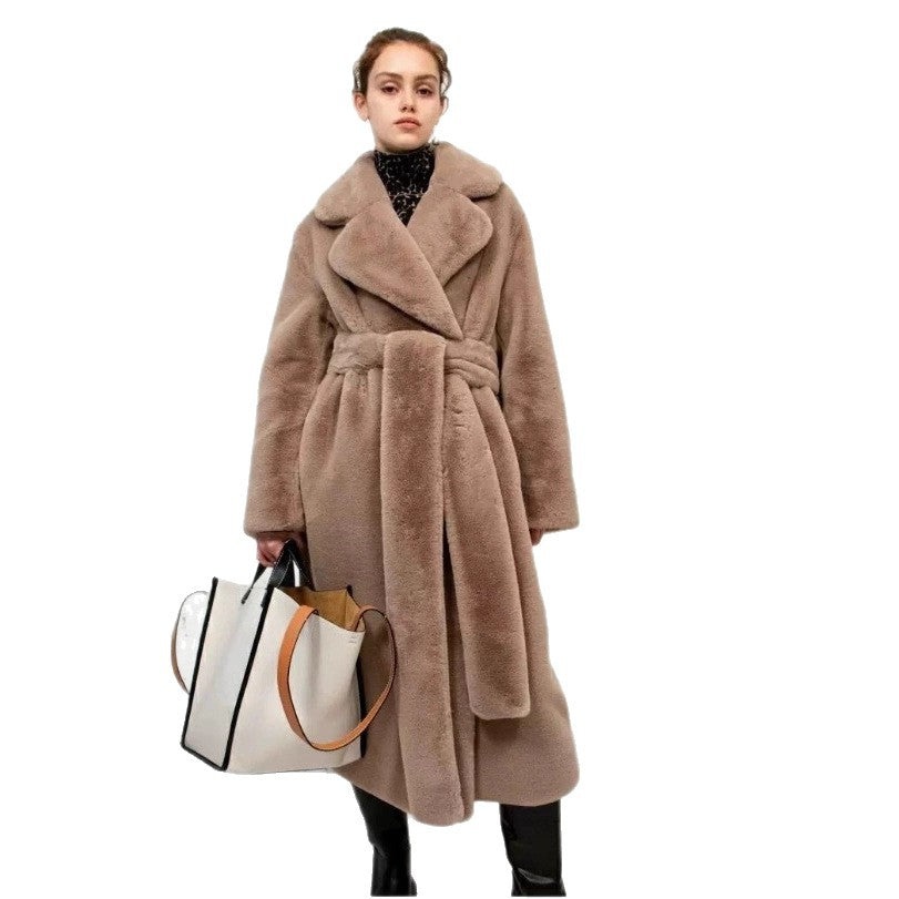 Women's Maxi Faux Fur Coat in Teddy Finish with Extra Large Shawl Collar Chichicherry