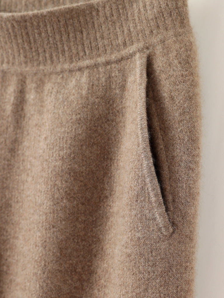 Women's High-Waisted Knit Pants with Cashmere-like Feel and Tapered Leg Chichicherry
