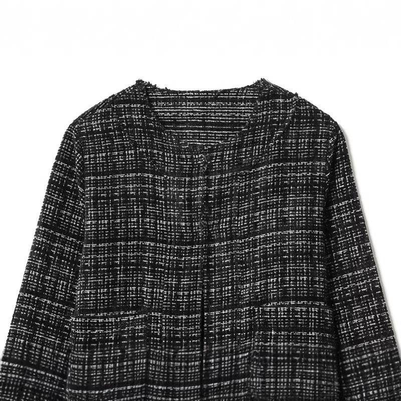 Women's Boxy Tweed Jacket in Boucle Look with Concealed Button Placket and Boxy Silhouette Chichicherry