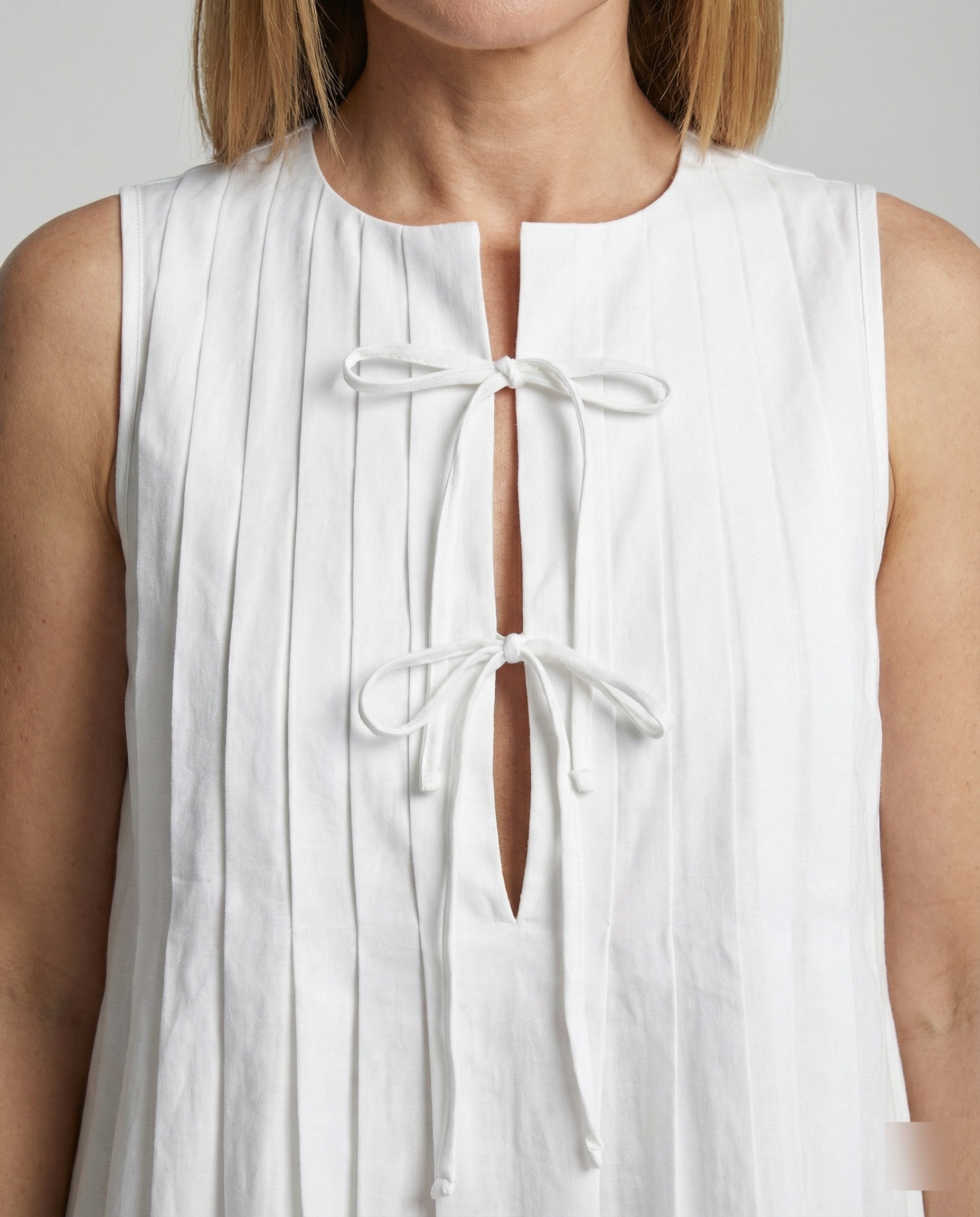 Women's Casual Dress Sleeveless with Pleats