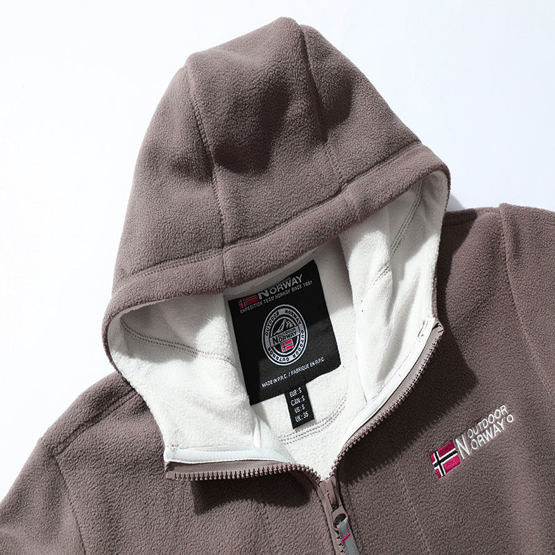 Men's microfleece outdoor jacket with hood, wind-resistant structure and logo patch Chichicherry