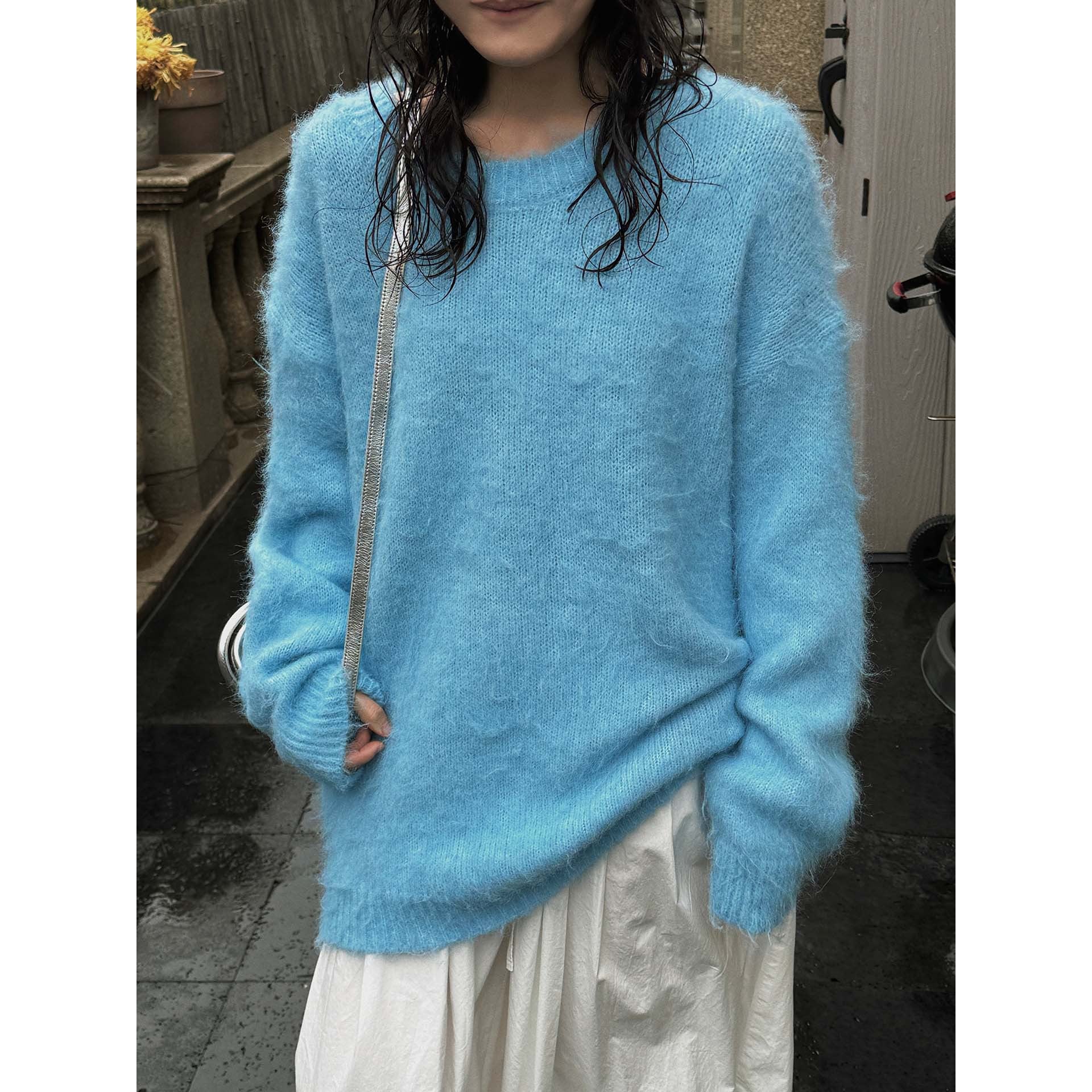 Women Soft Oversize Mohair-Optic Sweater with Ribbed Hem and Round Neckline Chichicherry