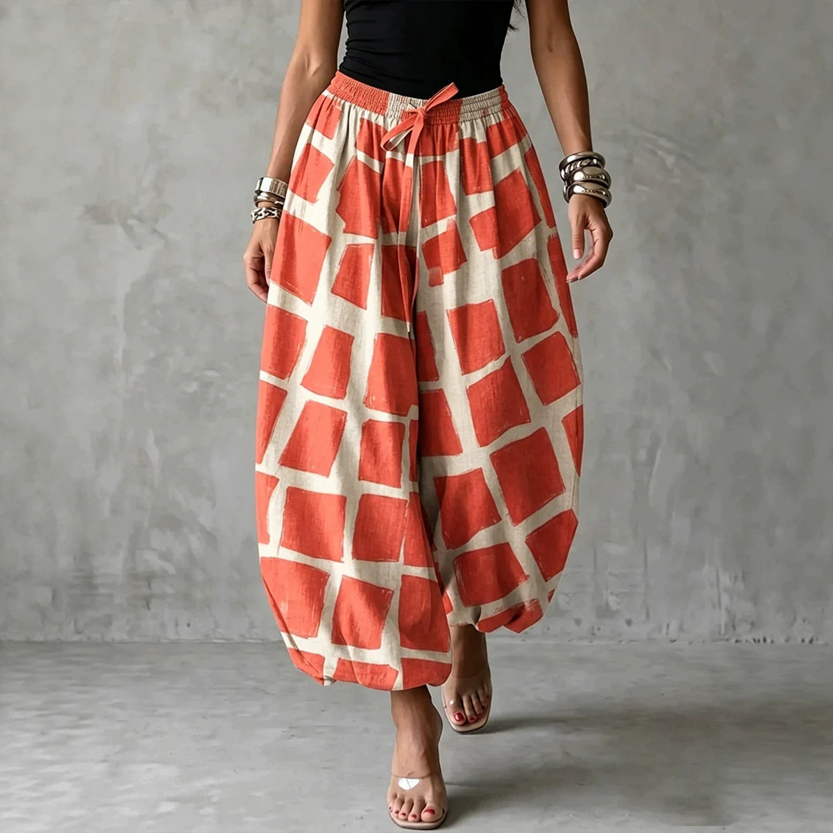 Women's balloon pants with wide elastic waistband and graphic print Chichicherry