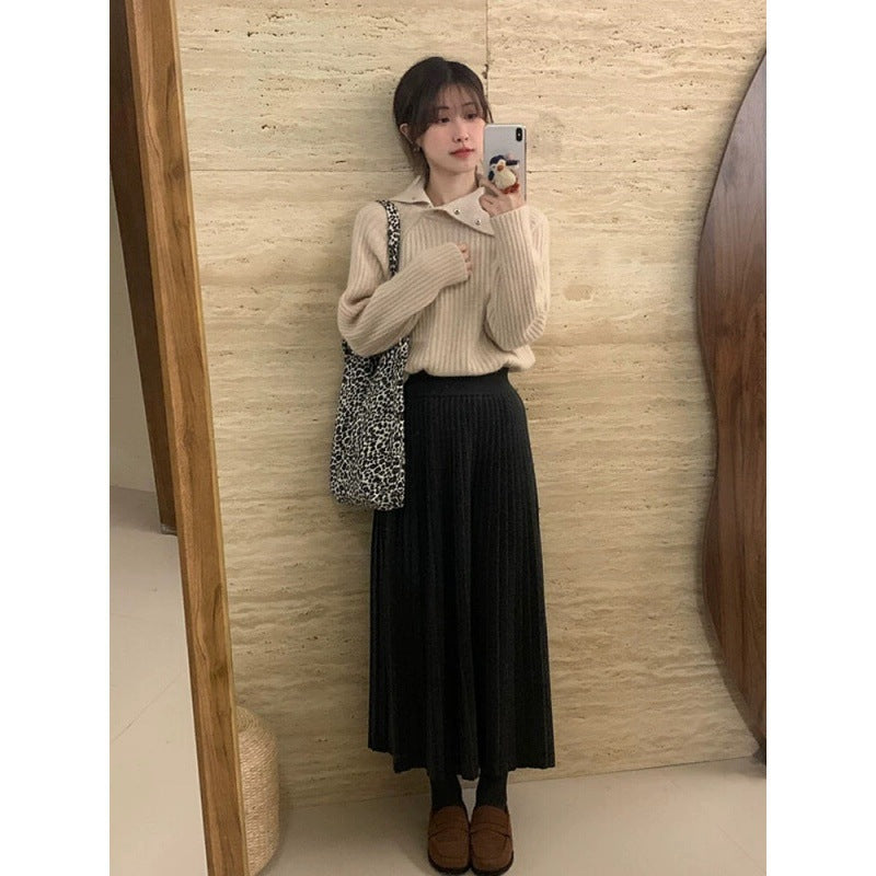Women's turtleneck sweater with snap button placket and fine ribbed texture Chichicherry