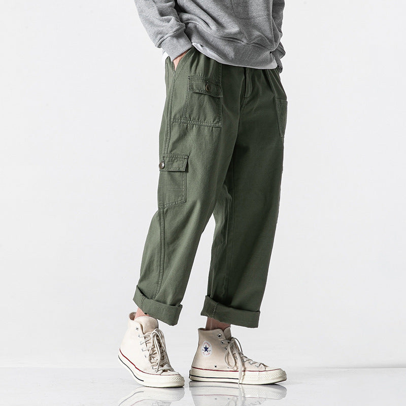 Men's loose cotton cargo pants in baggy cut with multifunctional pockets and rolled hem Chichicherry