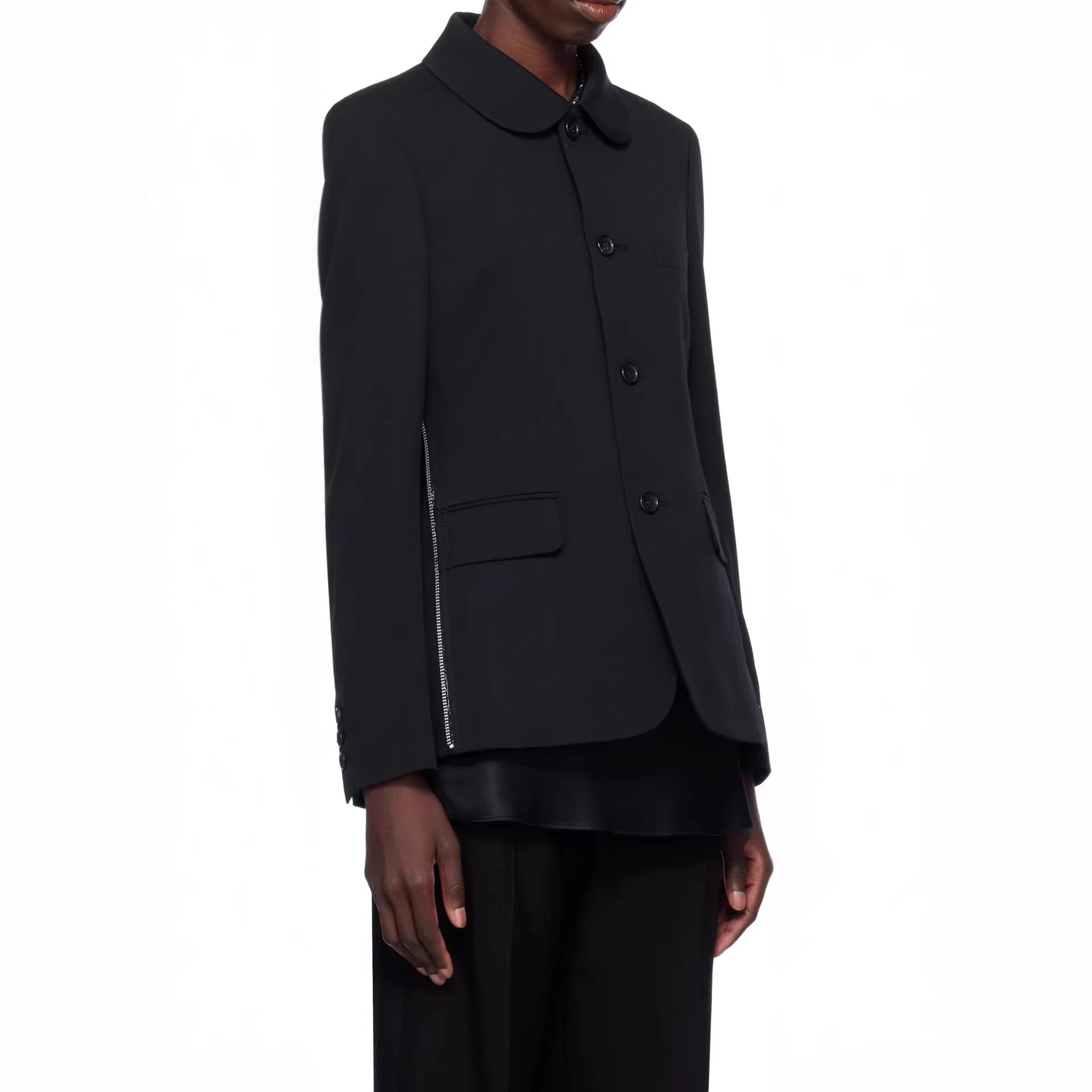 Women's blazer jacket with round Peter Pan collar, side metal zippers and flap pockets Chichicherry