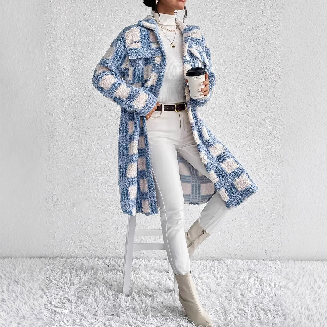 Women's teddy coat with large check pattern, shirt collar, and button closure Chichicherry