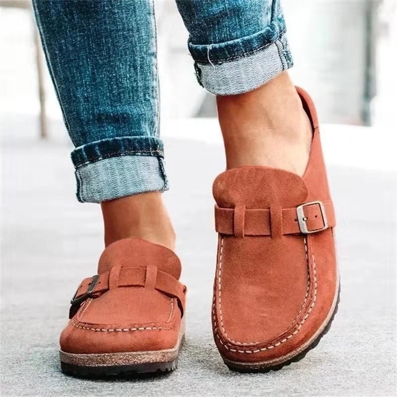 Women's Slipper-Mule made of suede with cork flatform and decorative buckle Chichicherry