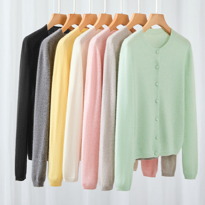 Women Fine Round Neck Cardigan with Button Placket and Light Fleece Chichicherry