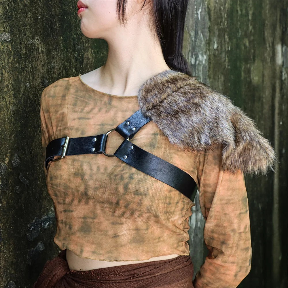 Men's asymmetrical shoulder harness with faux fur shoulder cape and adjustable leather straps Chichicherry