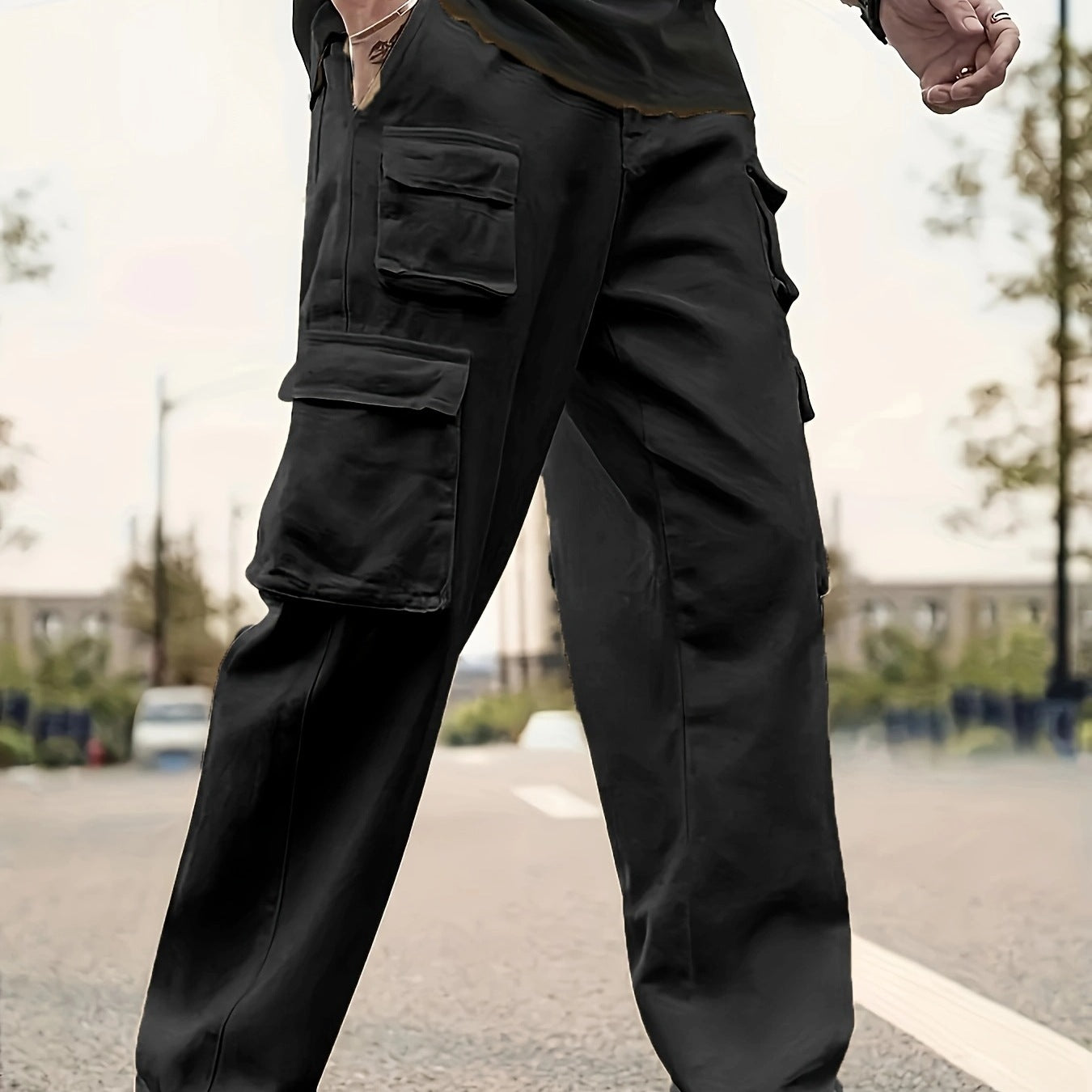 Men's Relaxed-Fit Utility Cargo Pants with Large Flap Pockets and Elastic Cuff Chichicherry