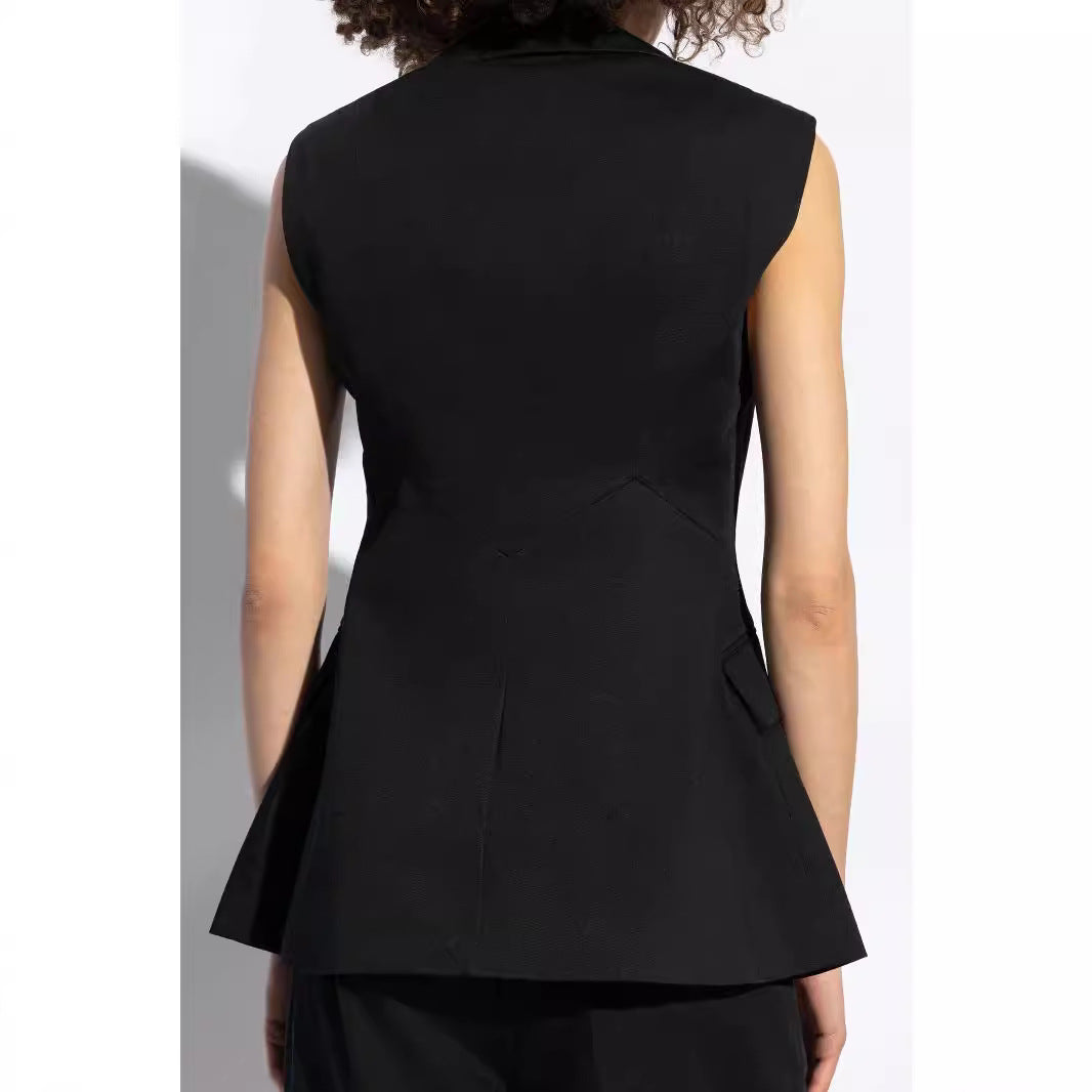 Women's Sleeveless Blazer with Distinctive Shawl Collar and Tailored Silhouette Chichicherry