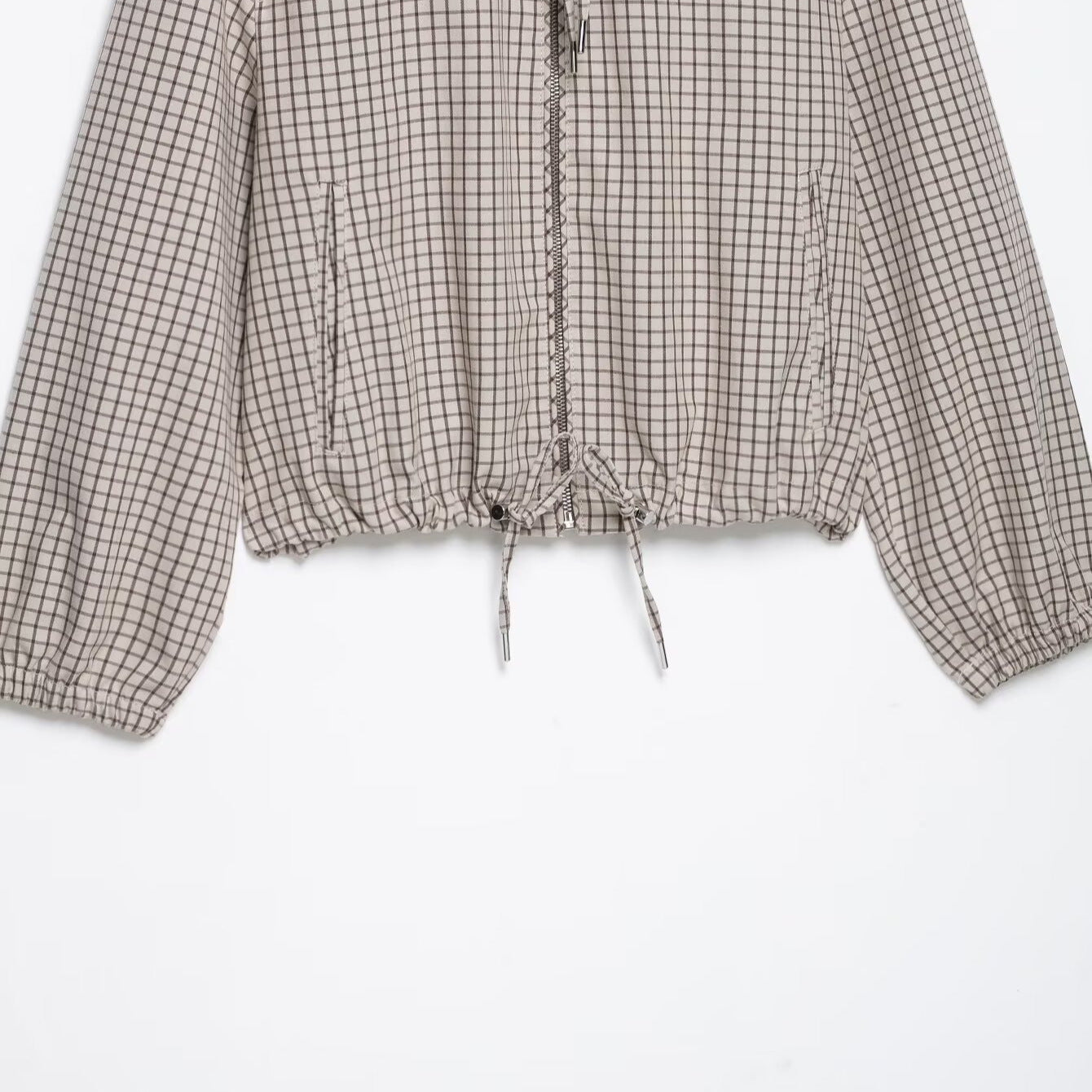 Women Lightweight Hooded Jacket in Check Pattern with Drawstring Hem and Elastic Cuffs Chichicherry