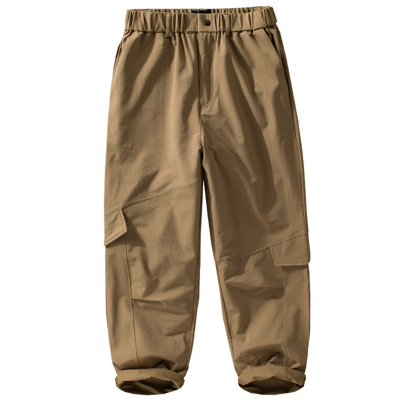 Men's cargo pants in utility look with relaxed fit, multiple thigh pockets and elastic waistband Chichicherry