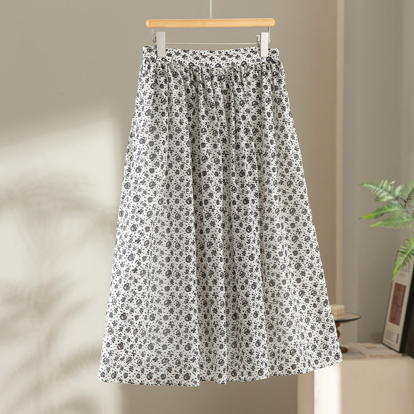 Women’s midi skirt with gathered waistband and small floral print Chichicherry