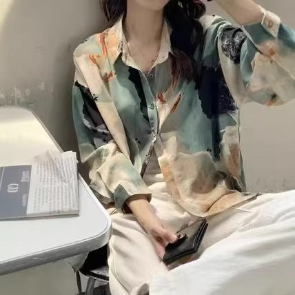 Women's silk look shirt blouse with abstract print and oversized cut Chichicherry