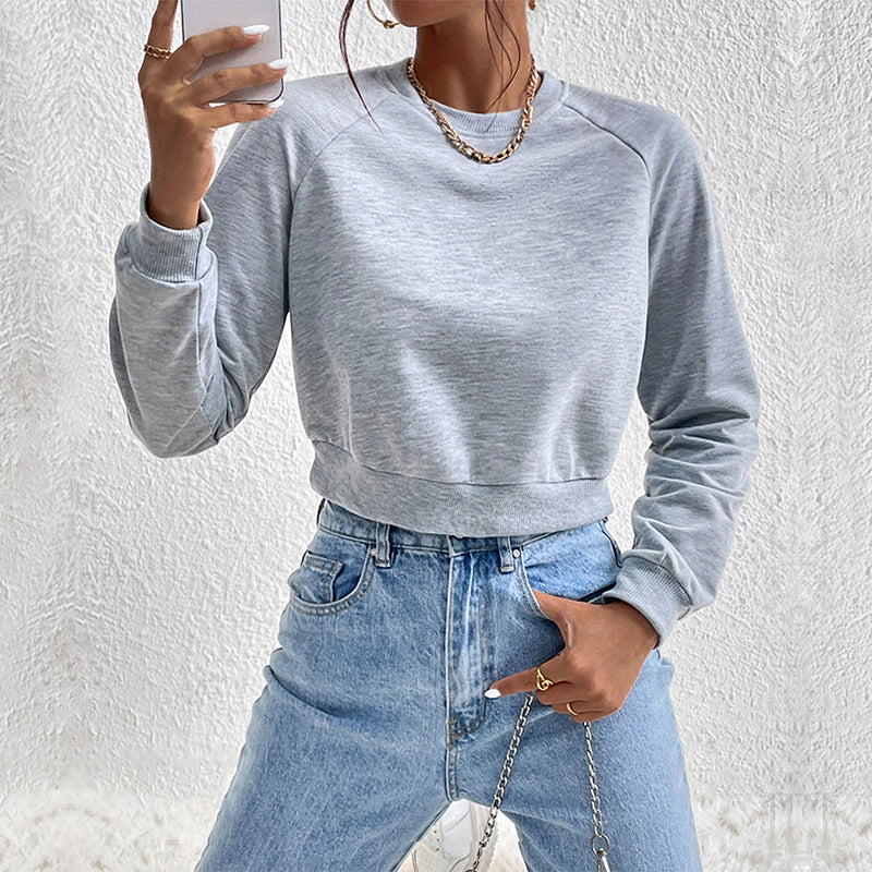 Women's Cropped Sweatshirt made of cotton blend with raglan sleeves Chichicherry