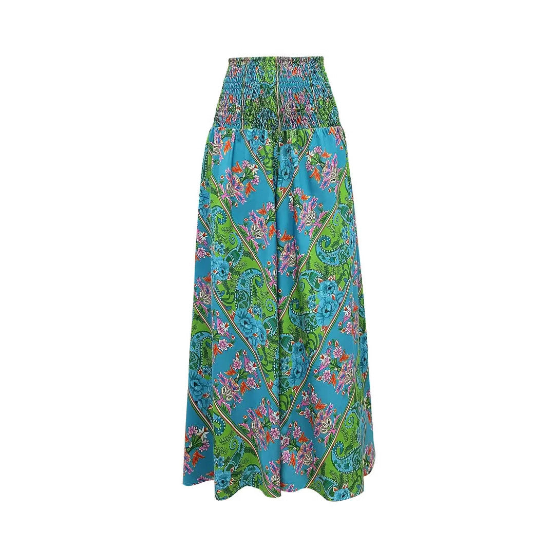 Women's maxi skirt with high smocked waistband and floral paisley look Chichicherry