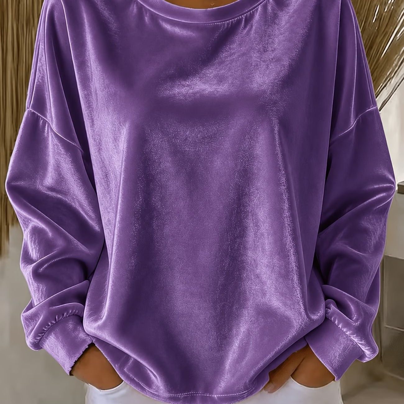 Women's Oversized Velvet Sweatshirt with Crew Neck, Dropped Shoulder and Elastic Cuffs