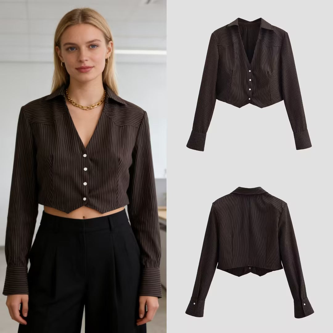 Ladies short blouse in pinstripe look with tailored cut and pointed hem Chichicherry