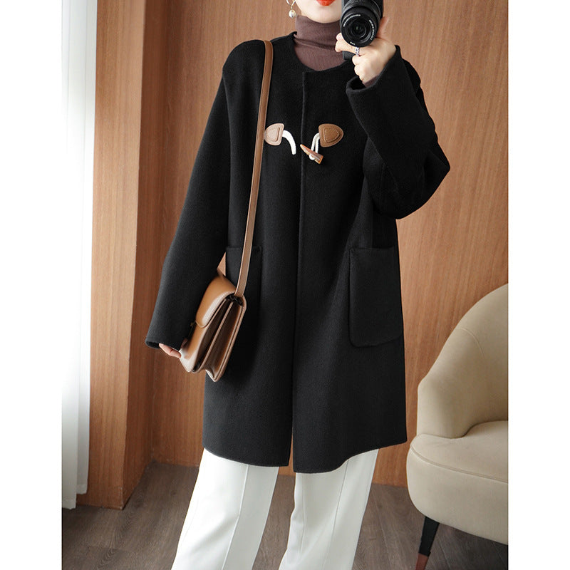 Women Mid-length wool blend coat with button closures, boxy silhouette and patch pockets Chichicherry