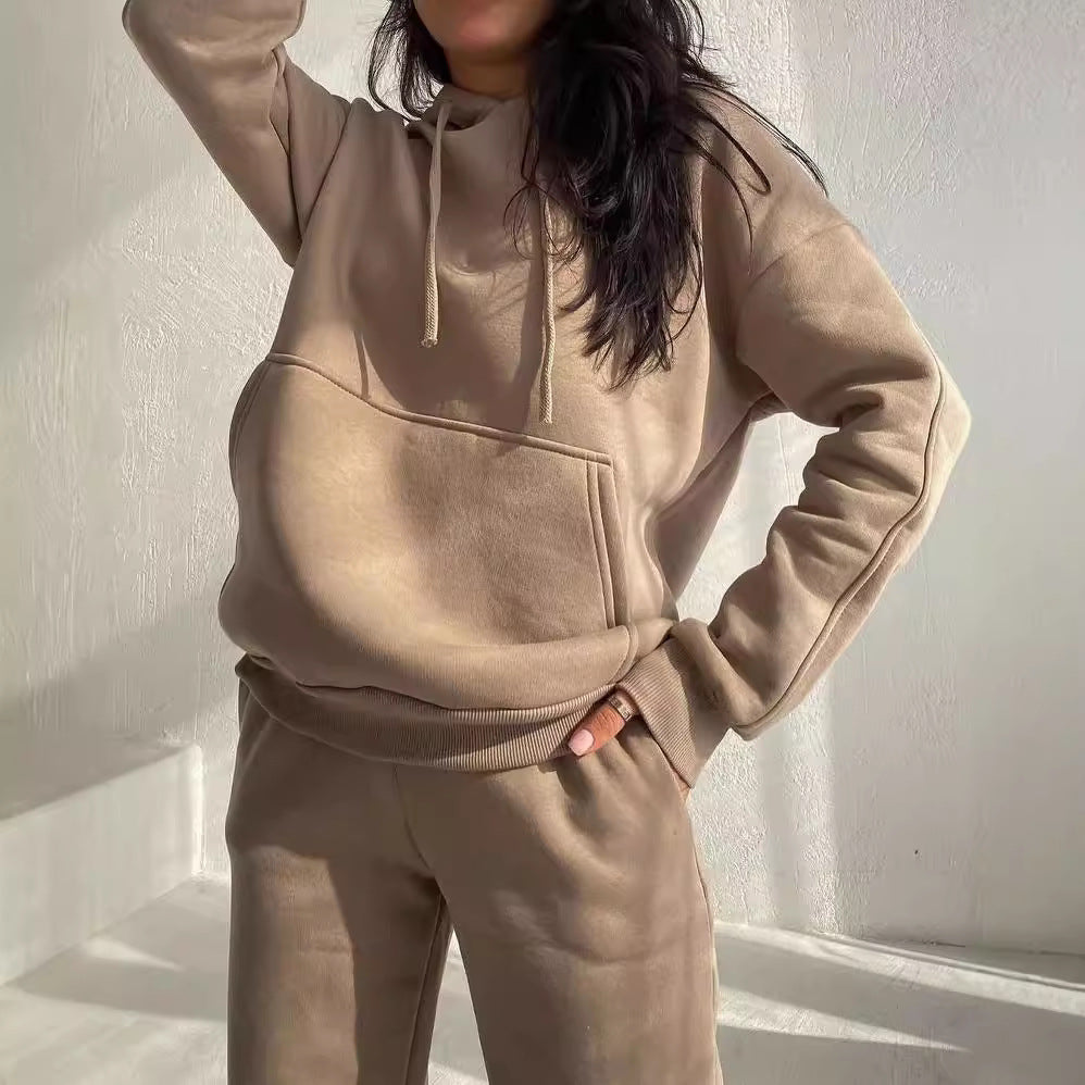 Damen Oversize Loungewear-Set aus weichem Baumwollmischfleece mit Kapuzenpullover und schmal zulaufender Jogginghose Chichicherry