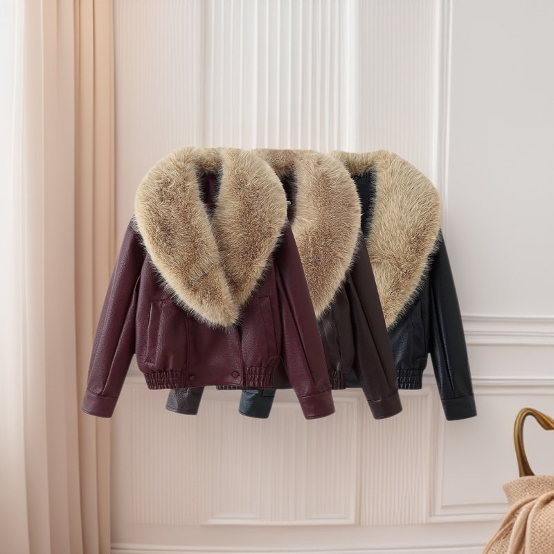 Women's Short-Cut Leather Bomber Jacket with Voluminous Removable Fur Collar Chichicherry