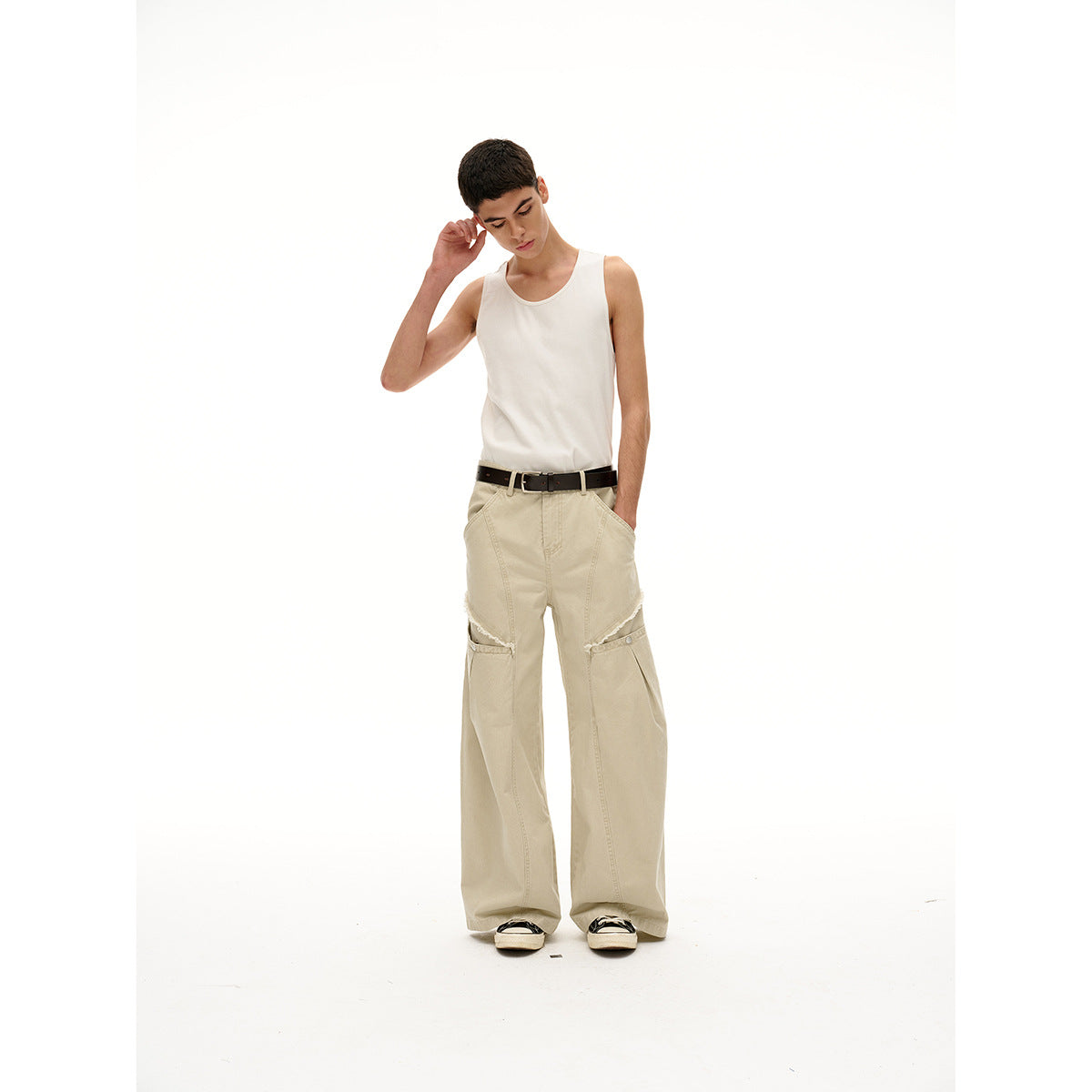 Women's Wide High-Waist Cargo Pants in Vintage Workwear Look with Patch Pockets and Fringe Details Chichicherry