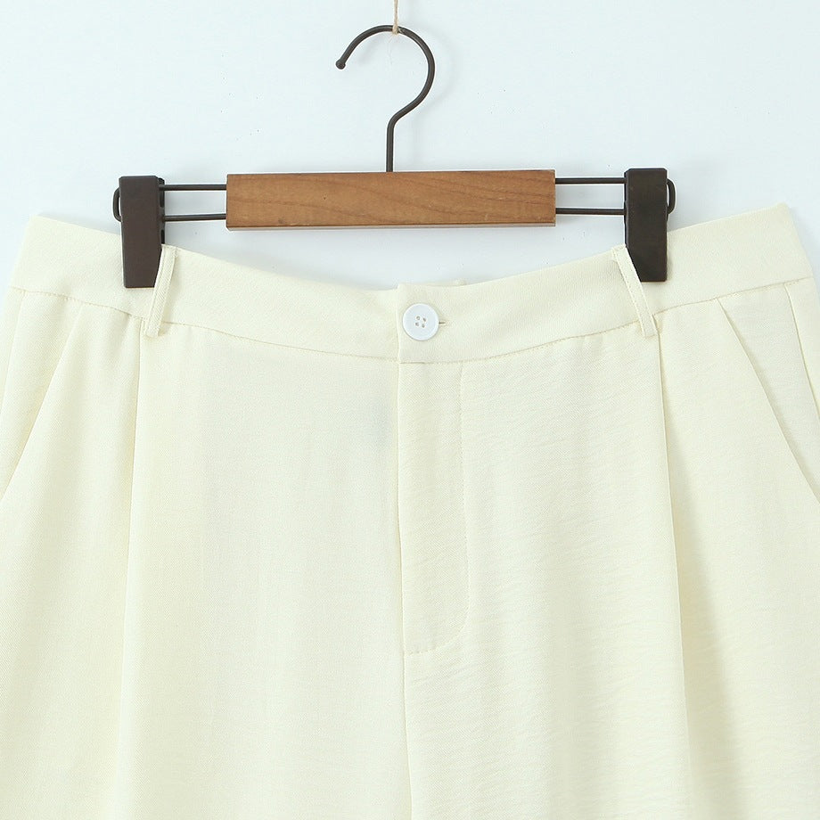 Women Light draping Highwaist Palazzo pants with wide leg and crease Chichicherry