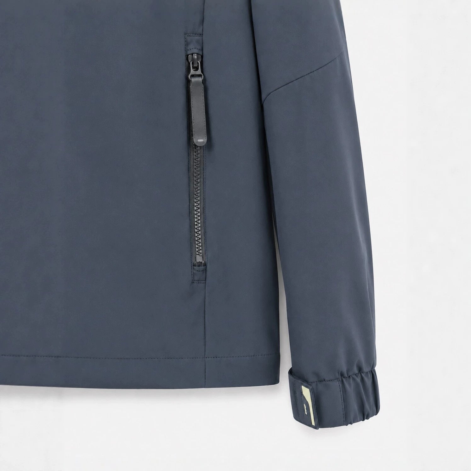 Men's lightweight water-repellent hooded softshell jacket with zip pockets Chichicherry